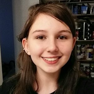 Meet your Posher, Kayla